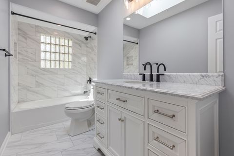 Tiny photo for 50 Kendal Road, Elk Grove Village, IL 60007 (MLS # 12366134)