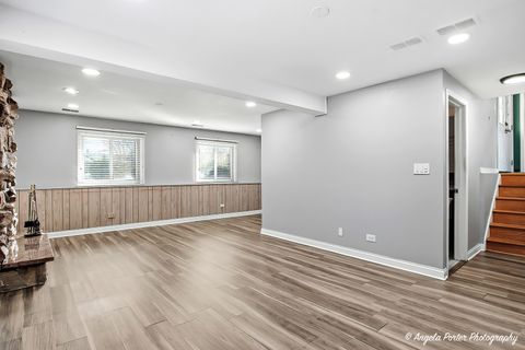 Tiny photo for 818 RUMPLE Lane, Addison, IL 60101 (MLS # 12533920)