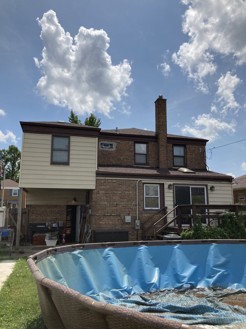 2764 W 95th Place