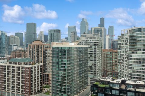 Tiny photo for 500 W SUPERIOR Street #1309, Chicago, IL 60654 (MLS # 12479470)