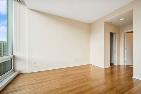 Tiny photo for 500 W SUPERIOR Street #1309, Chicago, IL 60654 (MLS # 12479470)