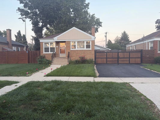 109 N LAVERNE AVE, HILLSIDE, IL 60162 - Image fe29d871df3c6dd56e643a7dae21d29d/412127524