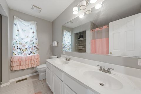 Tiny photo for 1571 Woodland Lane, Bolingbrook, IL 60490 (MLS # 12631956)