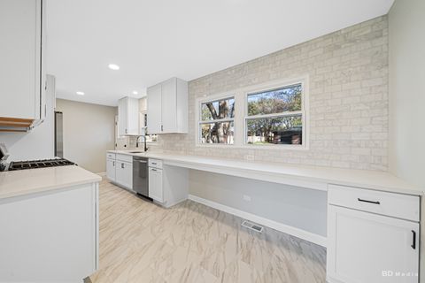 Tiny photo for 6205 Belmont Road, Downers Grove, IL 60516 (MLS # 12517869)