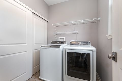Tiny photo for 247 Bennett Drive, Carol Stream, IL 60188 (MLS # 12488401)