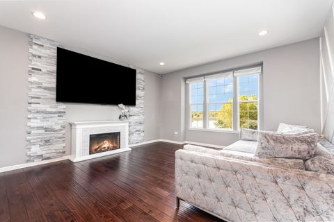 Tiny photo for 247 Bennett Drive, Carol Stream, IL 60188 (MLS # 12488401)