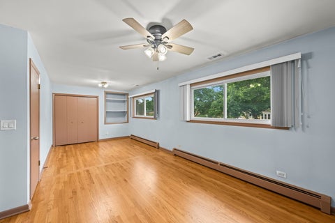 Tiny photo for 7662 Enfield Avenue, Morton Grove, IL 60053 (MLS # 12649919)
