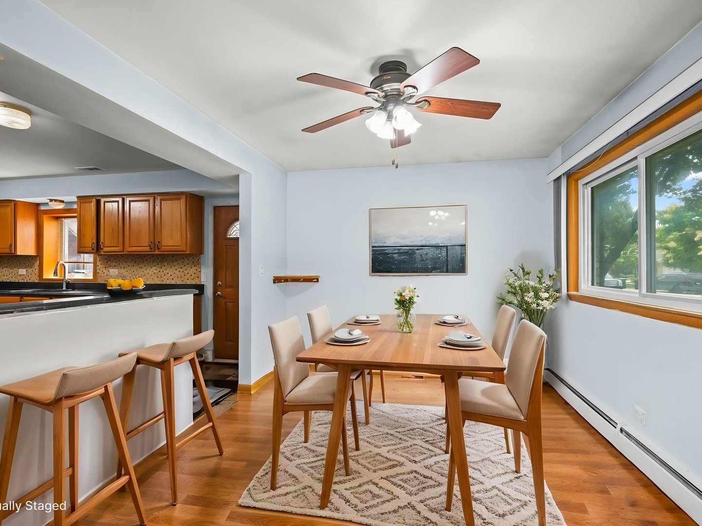 7662 Enfield Avenue, Morton Grove, IL 60053 — MLS #12649919 — photo 5 of 27