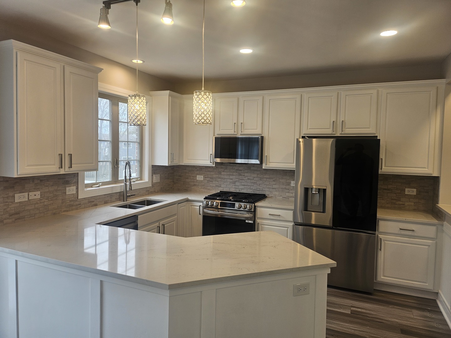 447 Prestwick Lane