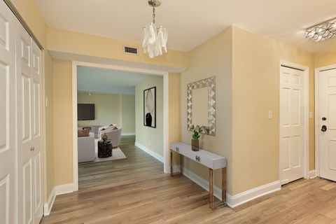 Tiny photo for 1621 Mission Hills Road #104, Northbrook, IL 60062 (MLS # 12489123)