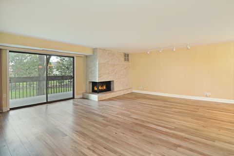 Tiny photo for 1621 Mission Hills Road #104, Northbrook, IL 60062 (MLS # 12489123)