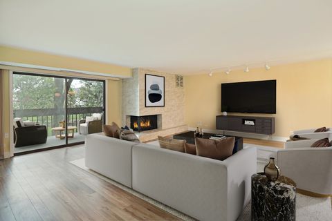 Tiny photo for 1621 Mission Hills Road #104, Northbrook, IL 60062 (MLS # 12489123)