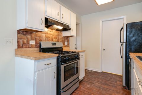 Tiny photo for 254 Sunset Court #0, Vernon Hills, IL 60061 (MLS # 12563233)