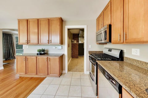 Tiny photo for 1001 Geneva Road, St. Charles, IL 60174 (MLS # 12750654)