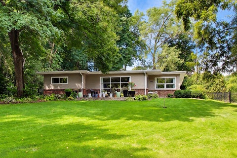 Photo of 1001 Geneva Road, St. Charles, IL 60174 (MLS # 12750654)