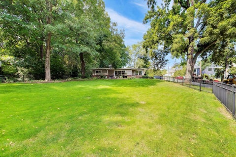 Tiny photo for 1001 Geneva Road, St. Charles, IL 60174 (MLS # 12750654)
