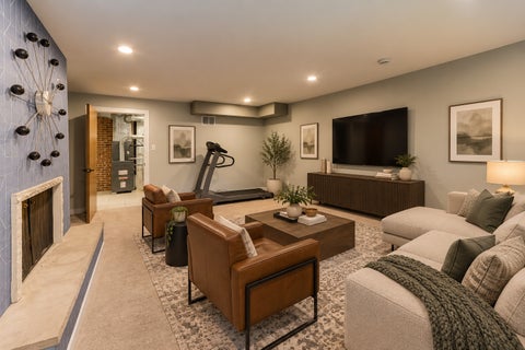 Tiny photo for 1001 Geneva Road, St. Charles, IL 60174 (MLS # 12750654)