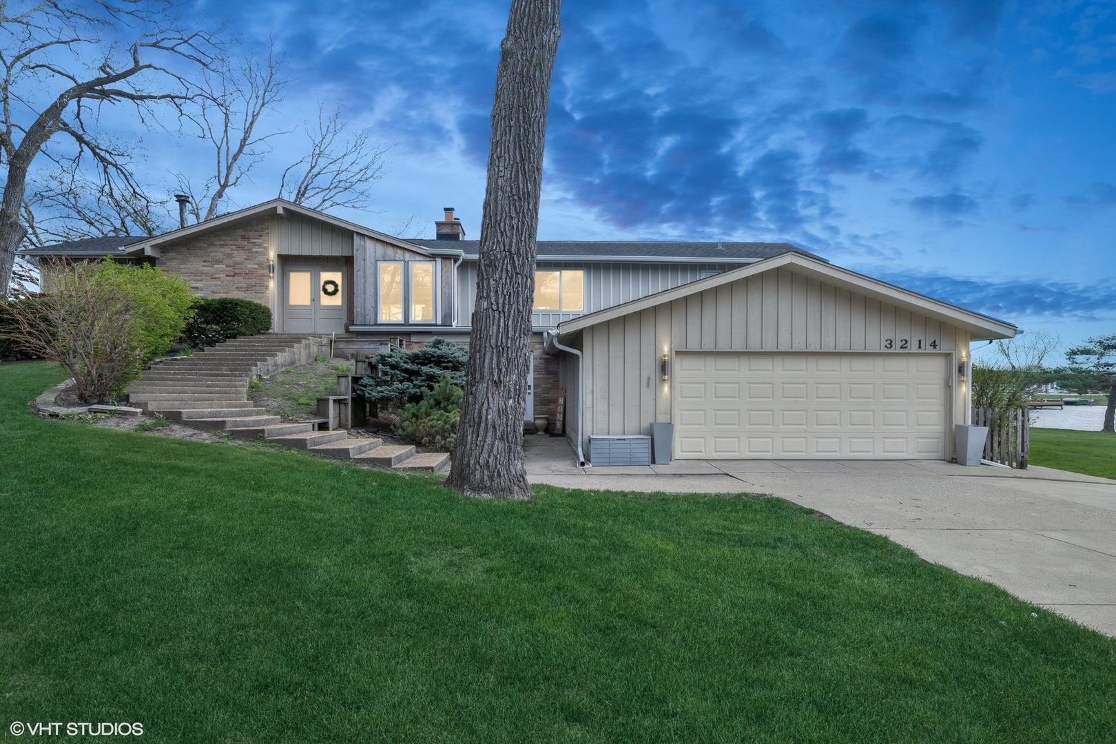 3214 Cove Court