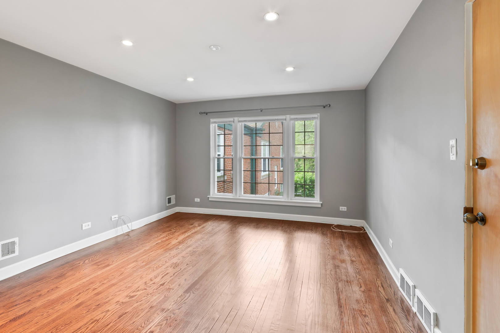 2425 W Fitch Avenue 2