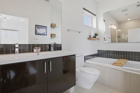 Tiny photo for 1521 W FRY Street #4, Chicago, IL 60642 (MLS # 12637579)
