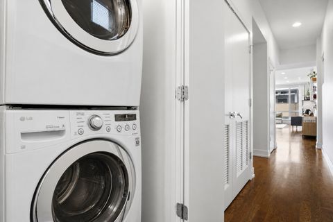 Tiny photo for 1521 W FRY Street #4, Chicago, IL 60642 (MLS # 12637579)