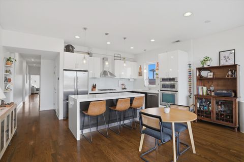 Tiny photo for 1521 W FRY Street #4, Chicago, IL 60642 (MLS # 12637579)