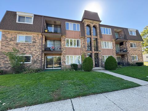 Tiny photo for 6027 103rd Street #1A, Chicago Ridge, IL 60415 (MLS # 12488101)