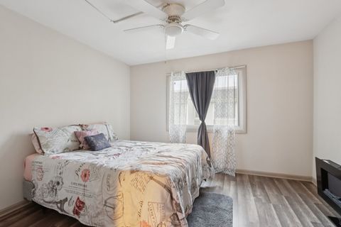 Tiny photo for 634 Robin Court, Grayslake, IL 60030 (MLS # 12502472)