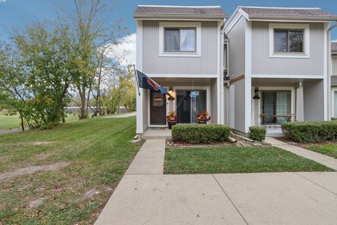 Photo of 634 Robin Court, Grayslake, IL 60030 (MLS # 12502472)