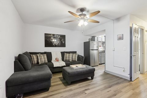 Tiny photo for 634 Robin Court, Grayslake, IL 60030 (MLS # 12502472)