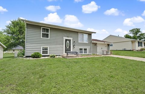 Tiny photo for 927 Timberline Drive, Danville, IL 61832 (MLS # 12674840)