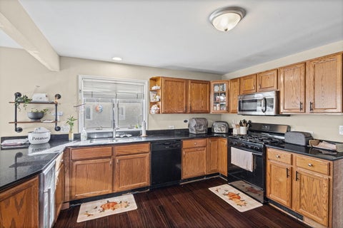 Tiny photo for 2104 Bluebird Lane, Rolling Meadows, IL 60008 (MLS # 12790790)