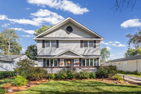 Photo of 2104 Bluebird Lane, Rolling Meadows, IL 60008 (MLS # 12790790)