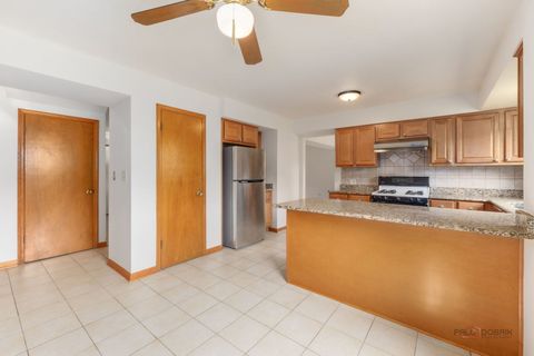 Tiny photo for 705 Partridge Drive, Schaumburg, IL 60193 (MLS # 12700541)