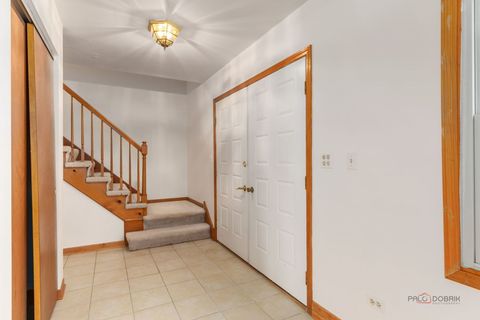 Tiny photo for 705 Partridge Drive, Schaumburg, IL 60193 (MLS # 12700541)