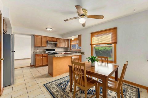 Tiny photo for 705 Partridge Drive, Schaumburg, IL 60193 (MLS # 12700541)