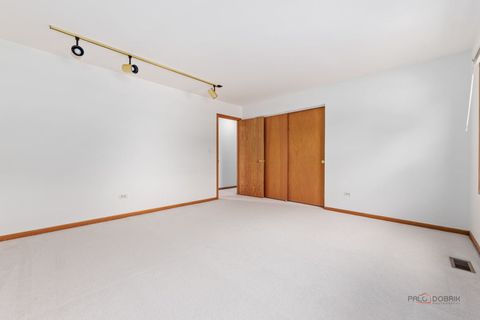 Tiny photo for 705 Partridge Drive, Schaumburg, IL 60193 (MLS # 12700541)