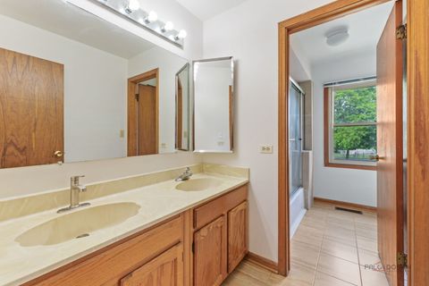Tiny photo for 705 Partridge Drive, Schaumburg, IL 60193 (MLS # 12700541)