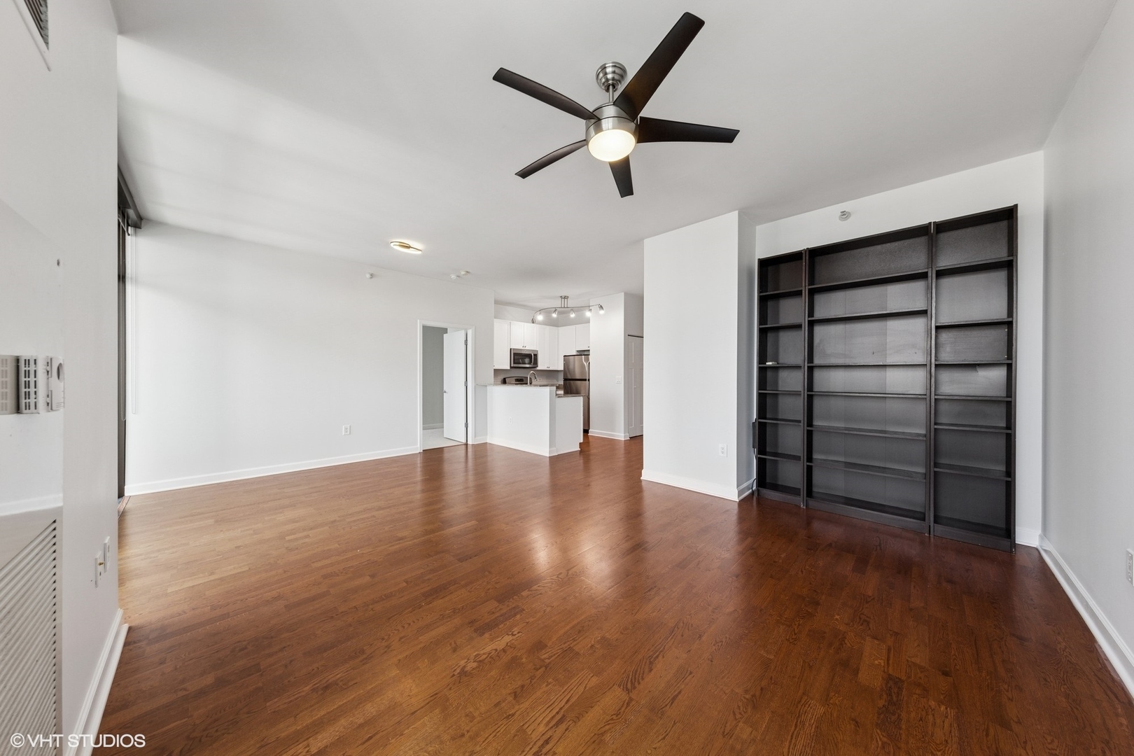 233 E 13th Street 2210