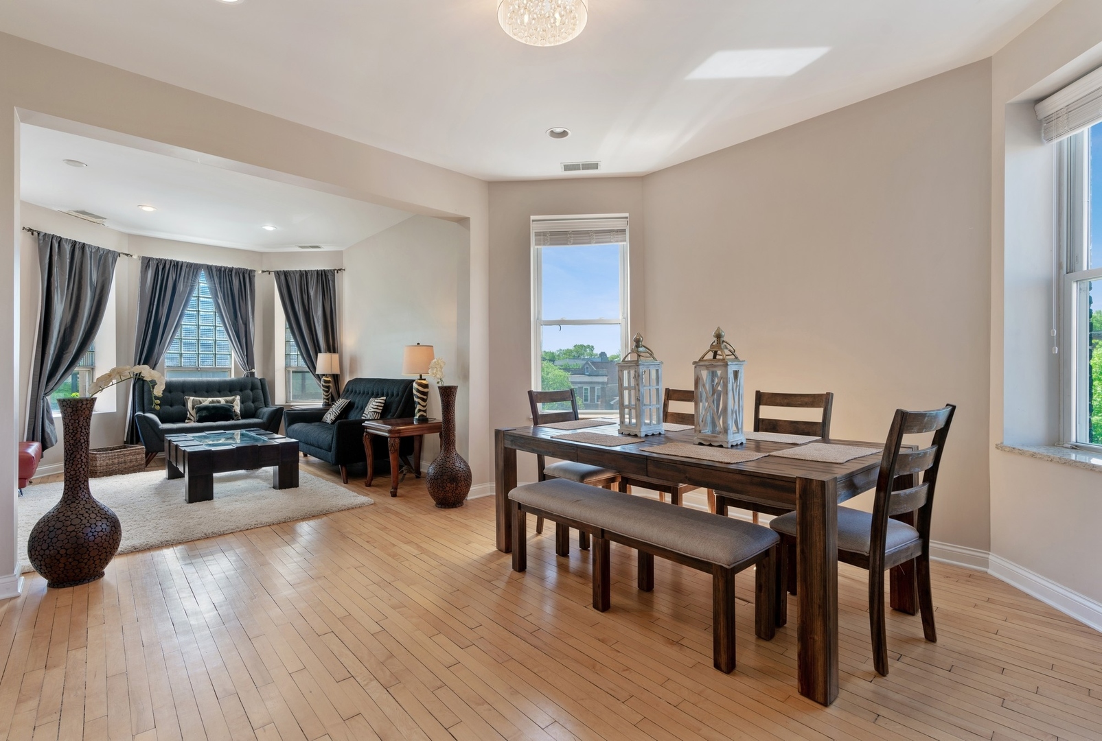 1406 N Washtenaw Avenue 3