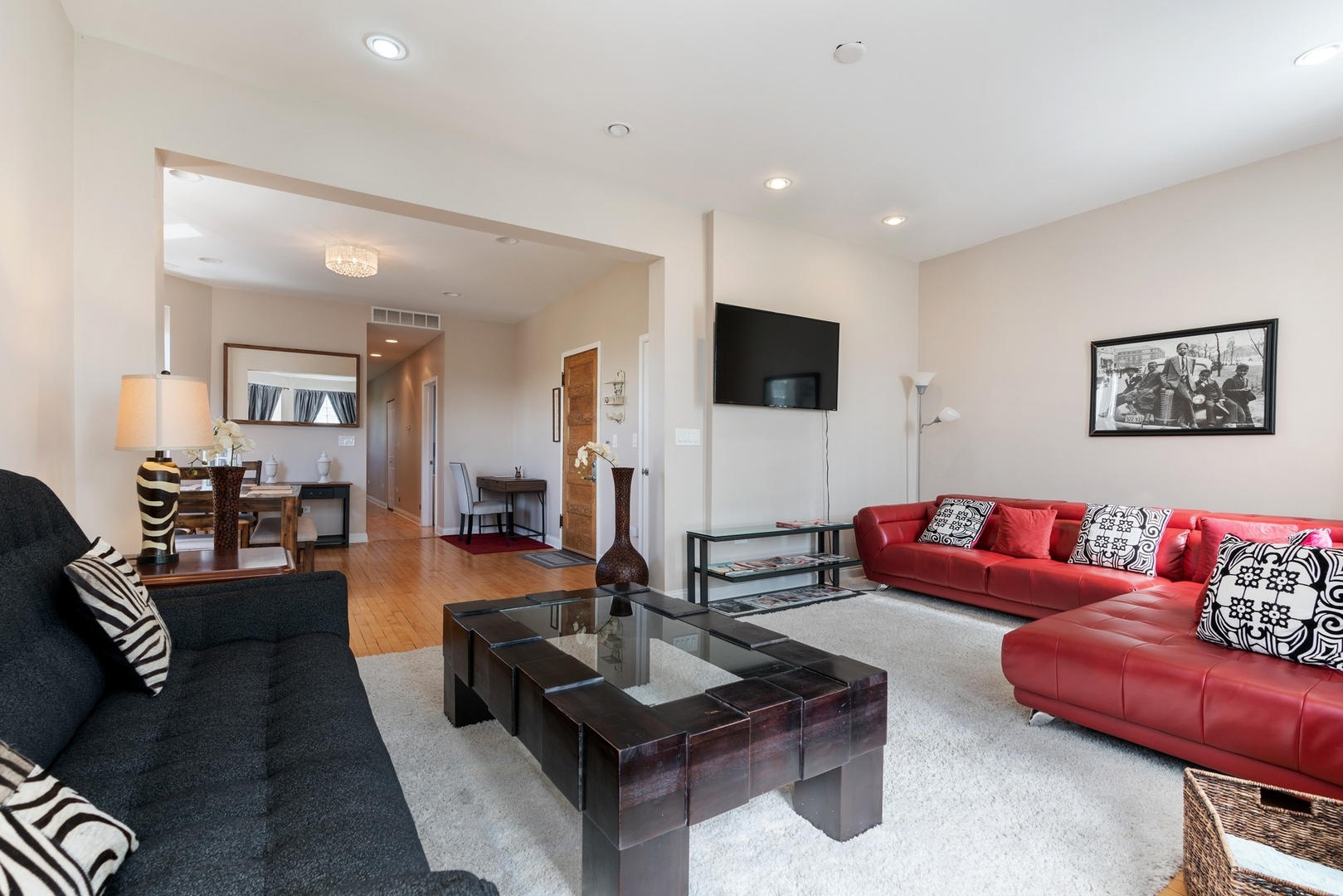 1406 N Washtenaw Avenue 3