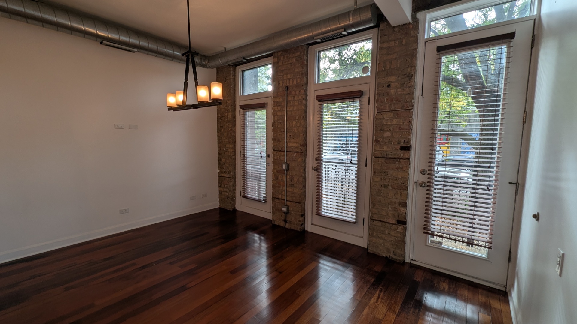 1222 W Hubbard Street 1F