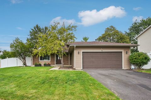 Photo of 1860 Burr Ridge Drive, Hoffman Estates, IL 60192 (MLS # 12514621)