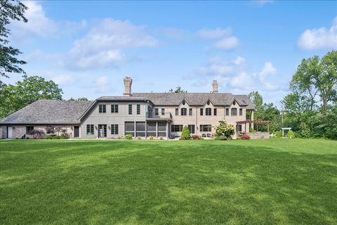 Tiny photo for 24 Bridlewood Road, Northbrook, IL 60062 (MLS # 12471601)