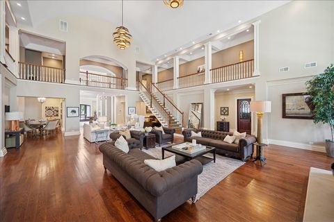 Tiny photo for 24 Bridlewood Road, Northbrook, IL 60062 (MLS # 12471601)