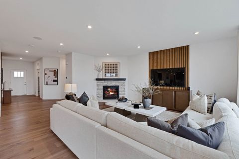 Tiny photo for 2547 Mallet Court, Naperville, IL 60564 (MLS # 12591706)