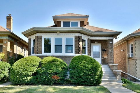 A home in Elmwood Park