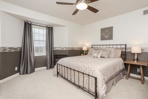 Tiny photo for 29 Cloverhill Circle, Bloomington, IL 61705 (MLS # 12584335)