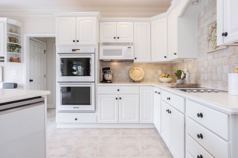 Tiny photo for 29 Cloverhill Circle, Bloomington, IL 61705 (MLS # 12584335)