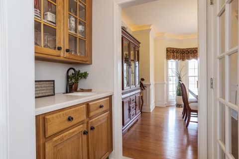 Tiny photo for 29 Cloverhill Circle, Bloomington, IL 61705 (MLS # 12584335)